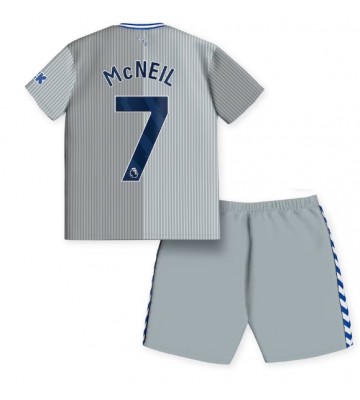 Everton Dwight McNeil #7 Replika Babytøj Tredje sæt Børn 2023-24 Kortærmet (+ Korte bukser)